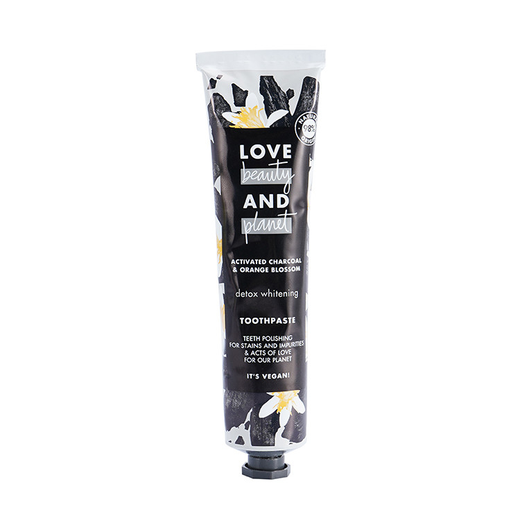 Dientes de bambú naturales del carbón de leña que blanquean el polvo de diente negro del sabor de la menta del gel de las cavidades antis de la crema dental