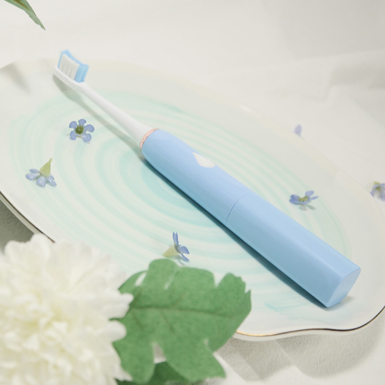 Limpieza acústica oral elegante de los cepillos de dientes 0.7W del cuidado del cuidado de la goma para el viaje