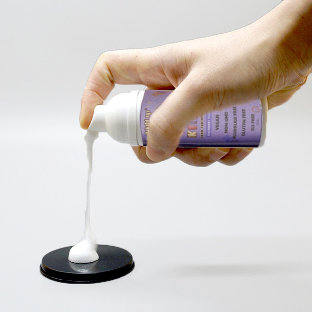 La crema dental de los niños orgánicos blancos libres 50ML del fluoruro para 12 años